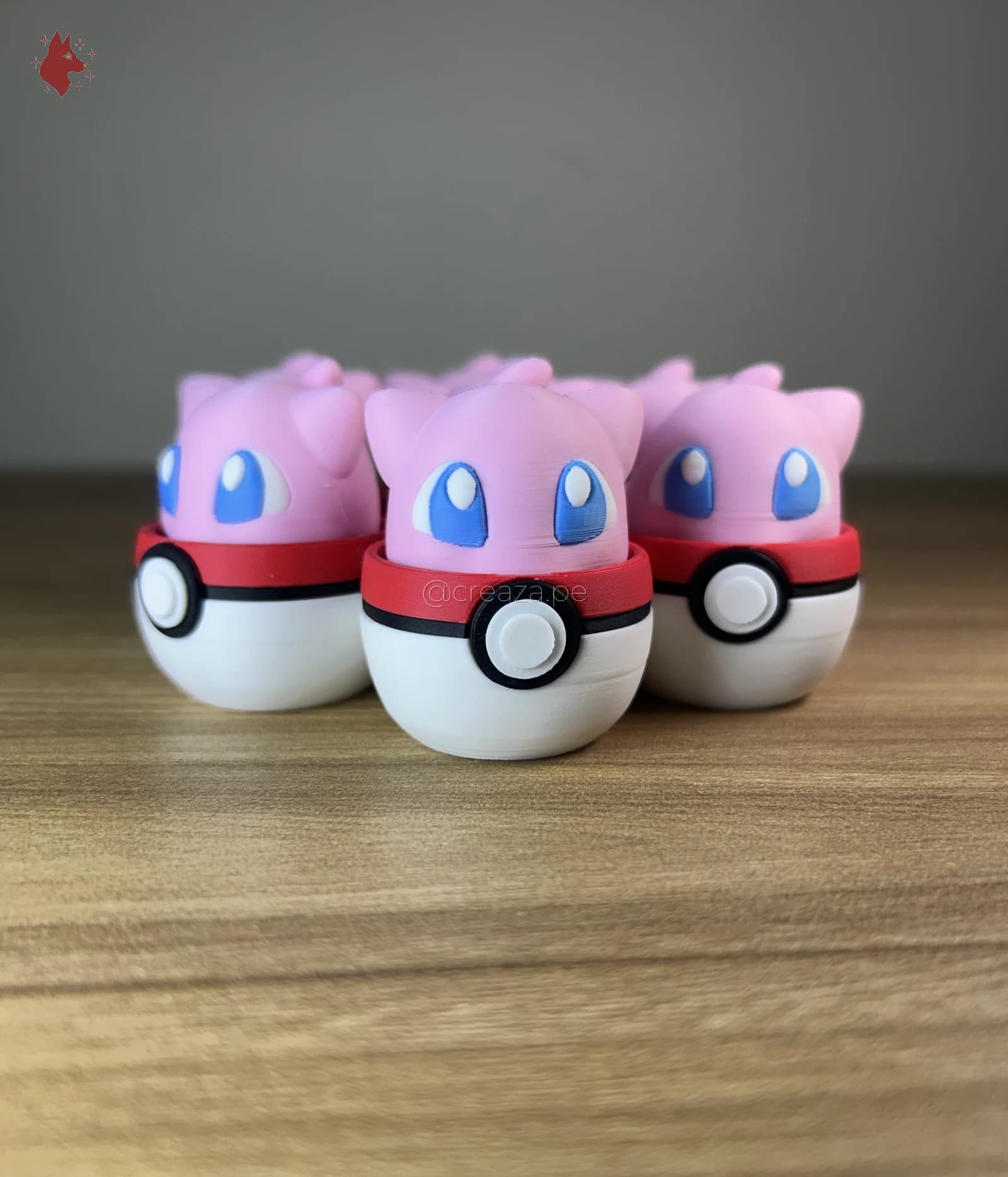 Mew en Pokéball personalizado — Creaza Perú